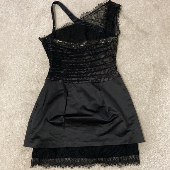 BCBGMaxazria black dress with gold sequin - Picture 3 of 6